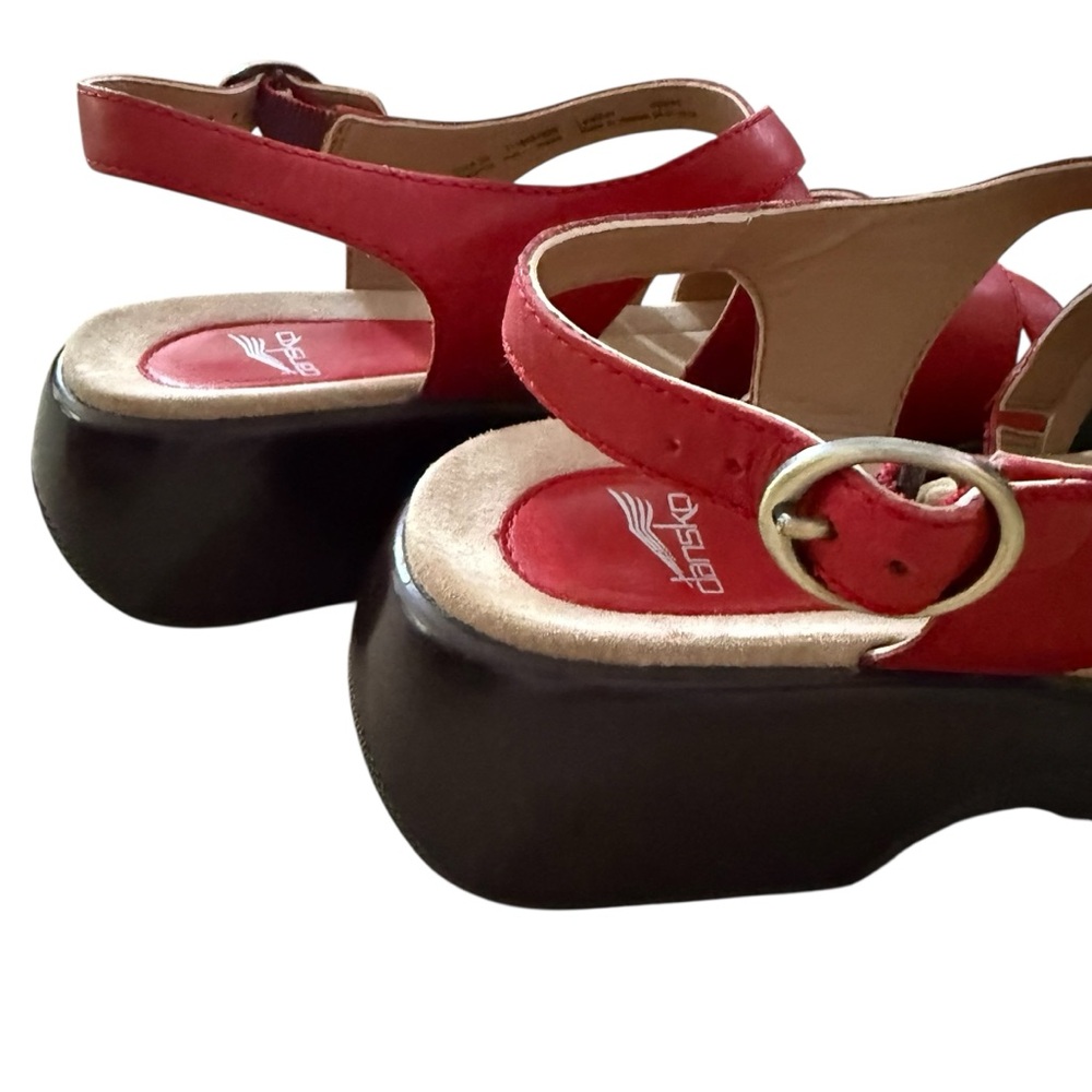 Dansko Red Strappy Leather Sandals size 39 - Picture 4 of 8